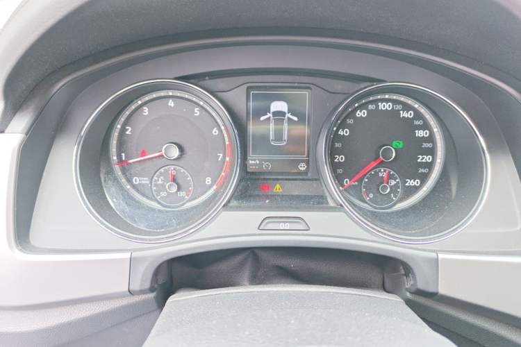 Used Volkswagen Teramont 2017 330TSI Two-Wheel-Drive Luxury Edition Instrument Cluster