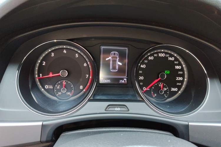 Used Volkswagen Teramont 2017 380TSI Four-Wheel Drive Comfort Edition Instrument Cluster