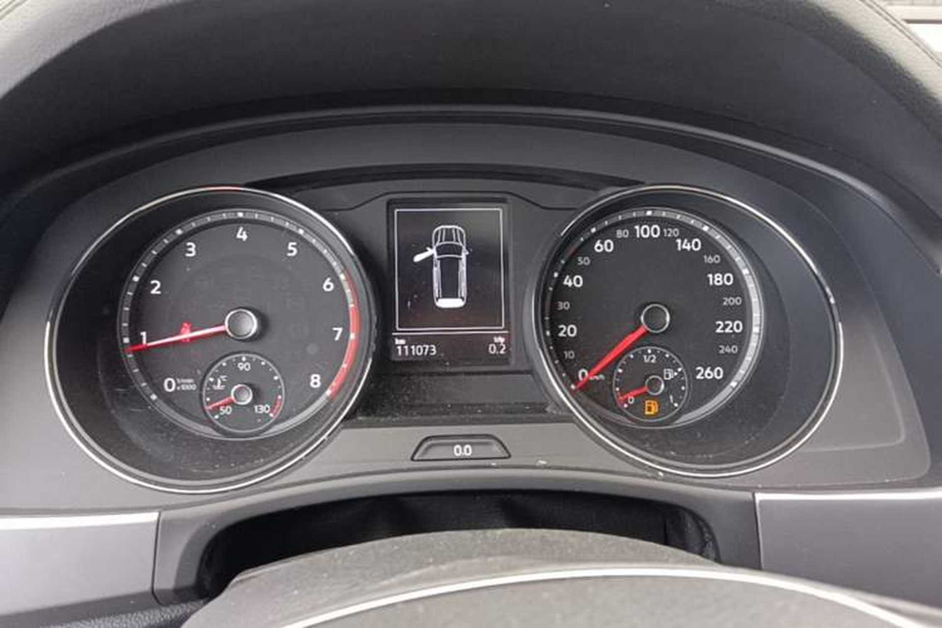 Used Volkswagen Teramont 2017 330TSI Two-Wheel-Drive Luxury Edition Instrument Cluster