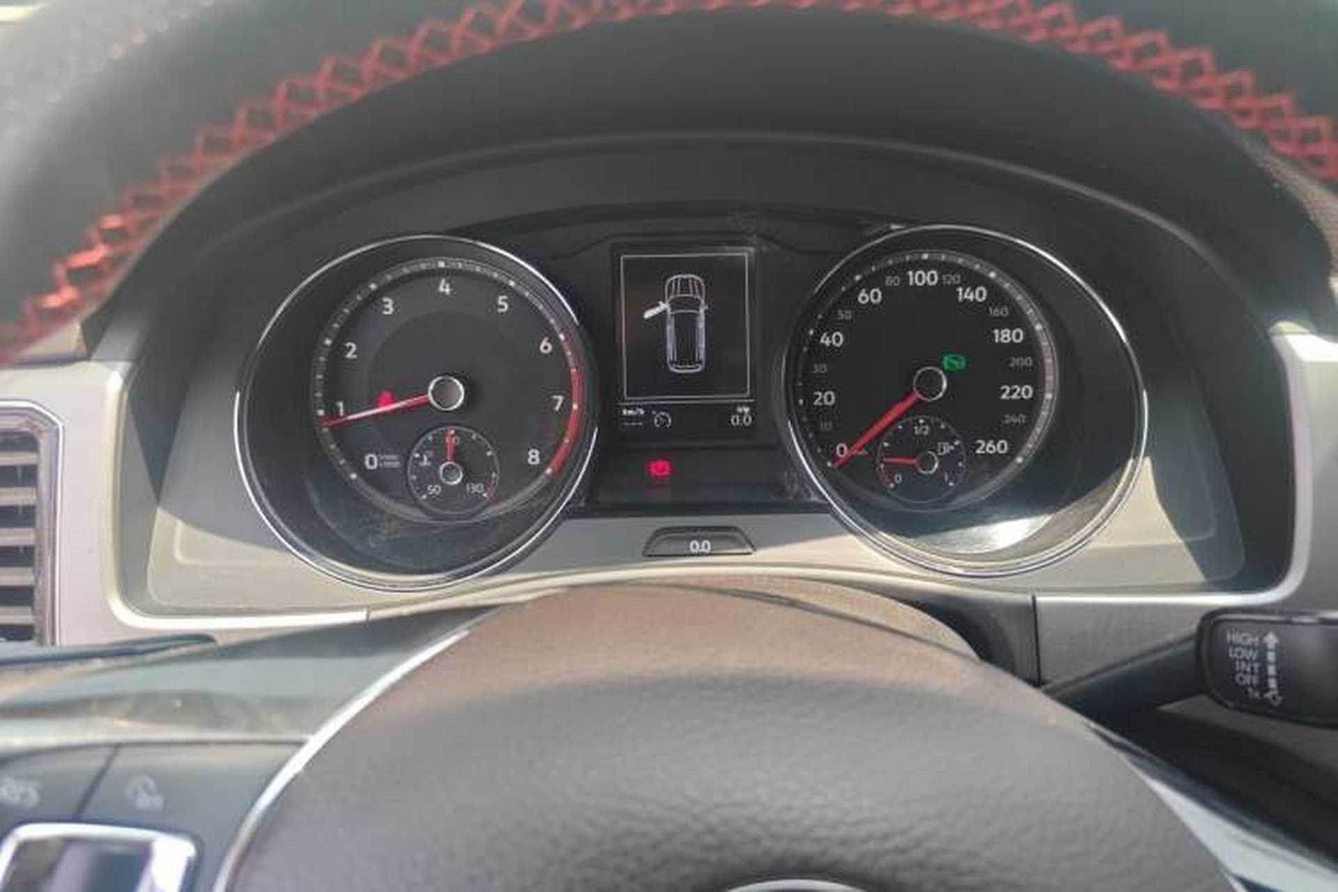 Used Volkswagen Teramont 2017 330TSI Two-Wheel-Drive Luxury Edition Instrument Cluster