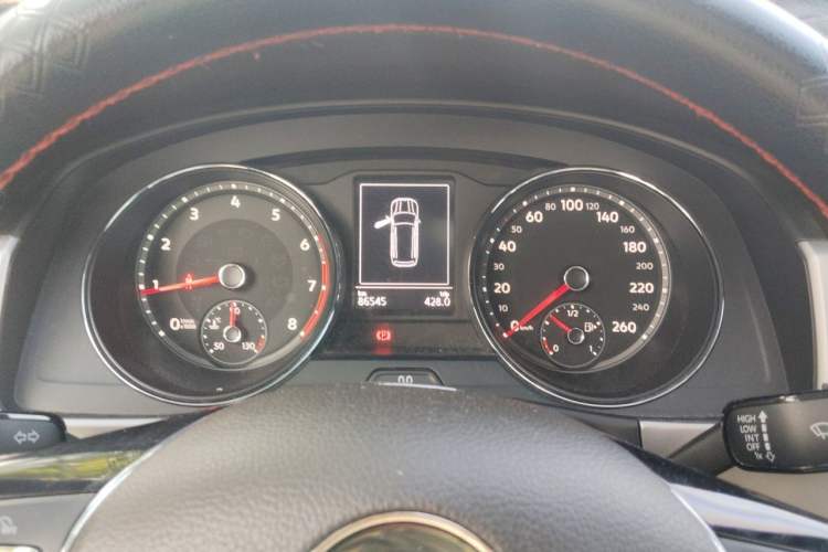 Used Volkswagen Teramont 2017 330TSI Two-Wheel-Drive Luxury Edition Instrument Cluster