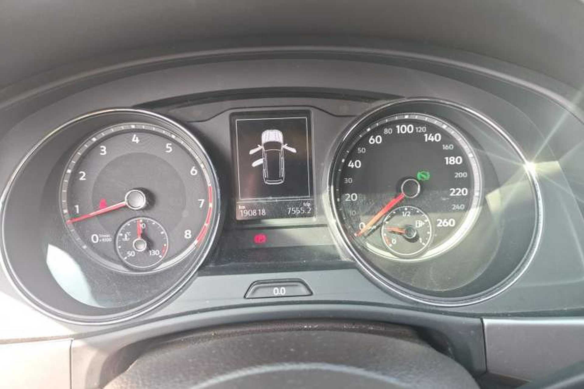 Used Volkswagen Teramont 2017 330TSI Two-Wheel-Drive Luxury Edition Instrument Cluster