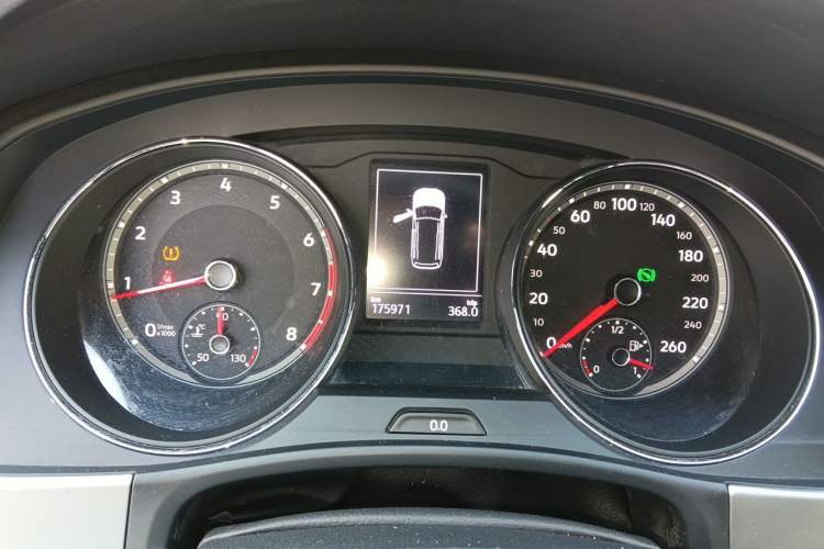 Used Volkswagen Teramont 2017 380TSI Four-Wheel Drive Comfort Edition Instrument Cluster
