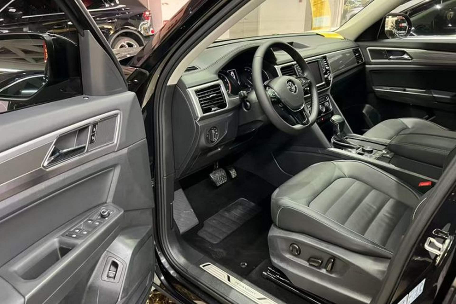 Used Volkswagen Teramont 2017 380TSI Four-Wheel Drive Luxury Edition Interior 1