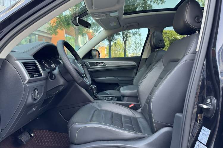 Used Volkswagen Teramont 2017 530 V6 Four-Wheel Drive Luxury Edition Interior 2