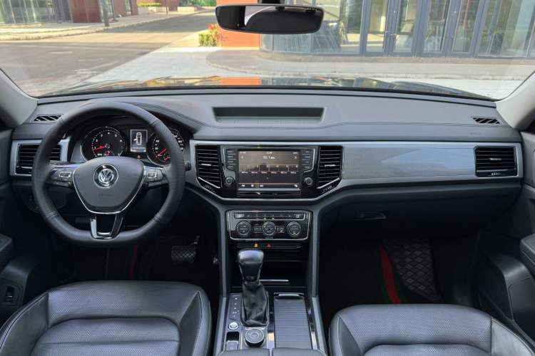 Used Volkswagen Teramont 2017 530 V6 Four-Wheel Drive Luxury Edition Interior 3