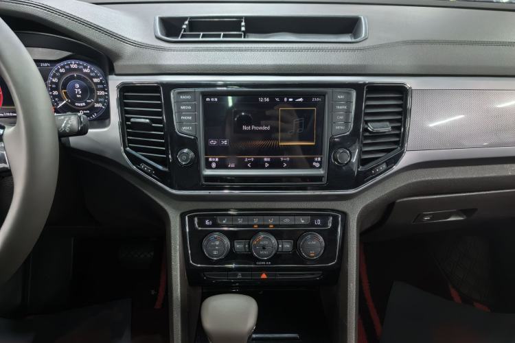 Used Volkswagen Teramont 2017 530 V6 Four-Wheel Drive Luxury Edition Interior 5