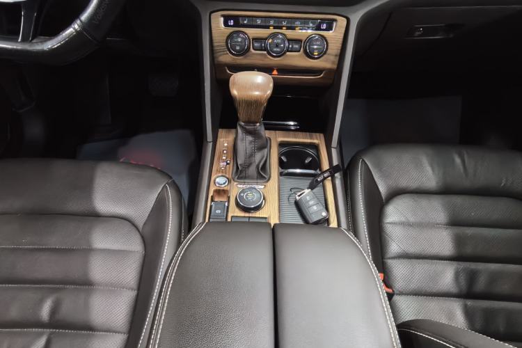 Used Volkswagen Teramont 2017 380TSI Four-Wheel Drive Luxury Edition Interior 5