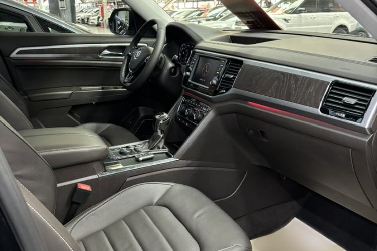 Used Volkswagen Teramont 2017 380TSI Four-Wheel Drive Flagship Edition Interior 5
