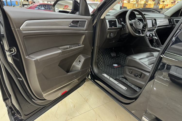 Used Volkswagen Teramont 2017 380TSI Four-Wheel Drive Luxury Edition Interior 5
