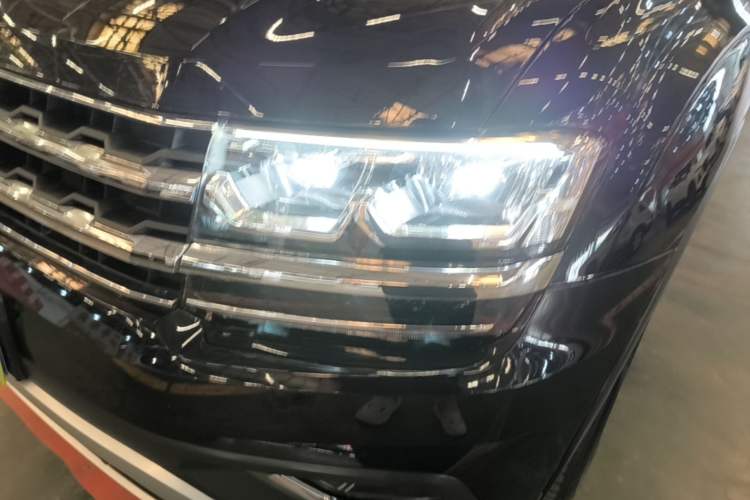 Used Volkswagen Teramont 2017 530 V6 Four-Wheel Drive Luxury Edition Left Front Headlight