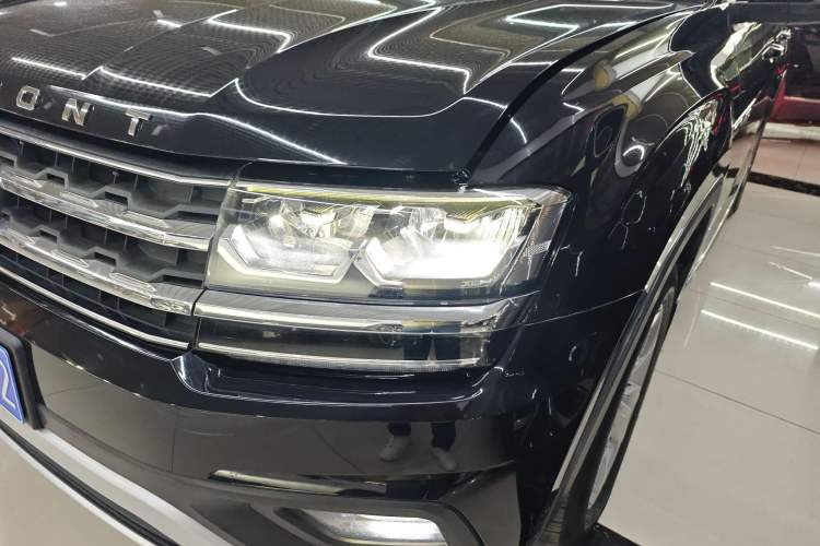 Used Volkswagen Teramont 2017 380TSI Four-Wheel Drive Comfort Edition Left Front Headlight