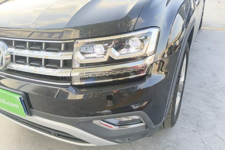 Used Volkswagen Teramont 2017 530 V6 Four-Wheel Drive Supreme Flagship Edition Left Front Headlight