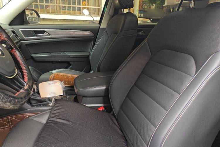 Used Volkswagen Teramont 2017 380TSI Four-Wheel Drive Luxury Edition Left Front Seat