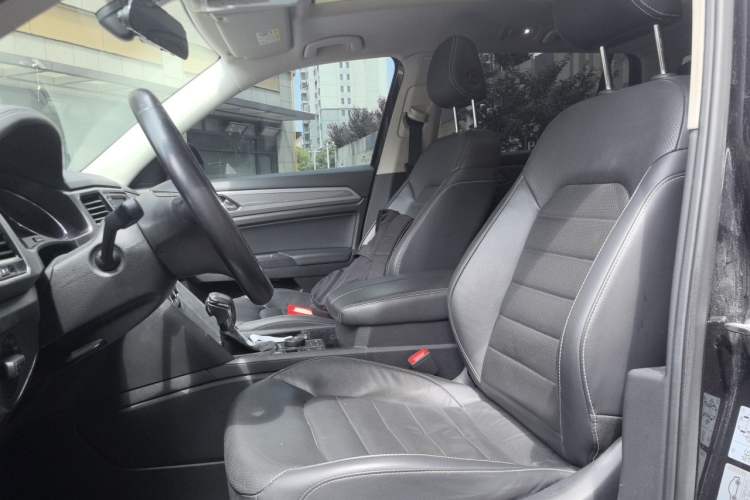 Used Volkswagen Teramont 2017 380TSI Four-Wheel Drive Luxury Edition Left Front Seat