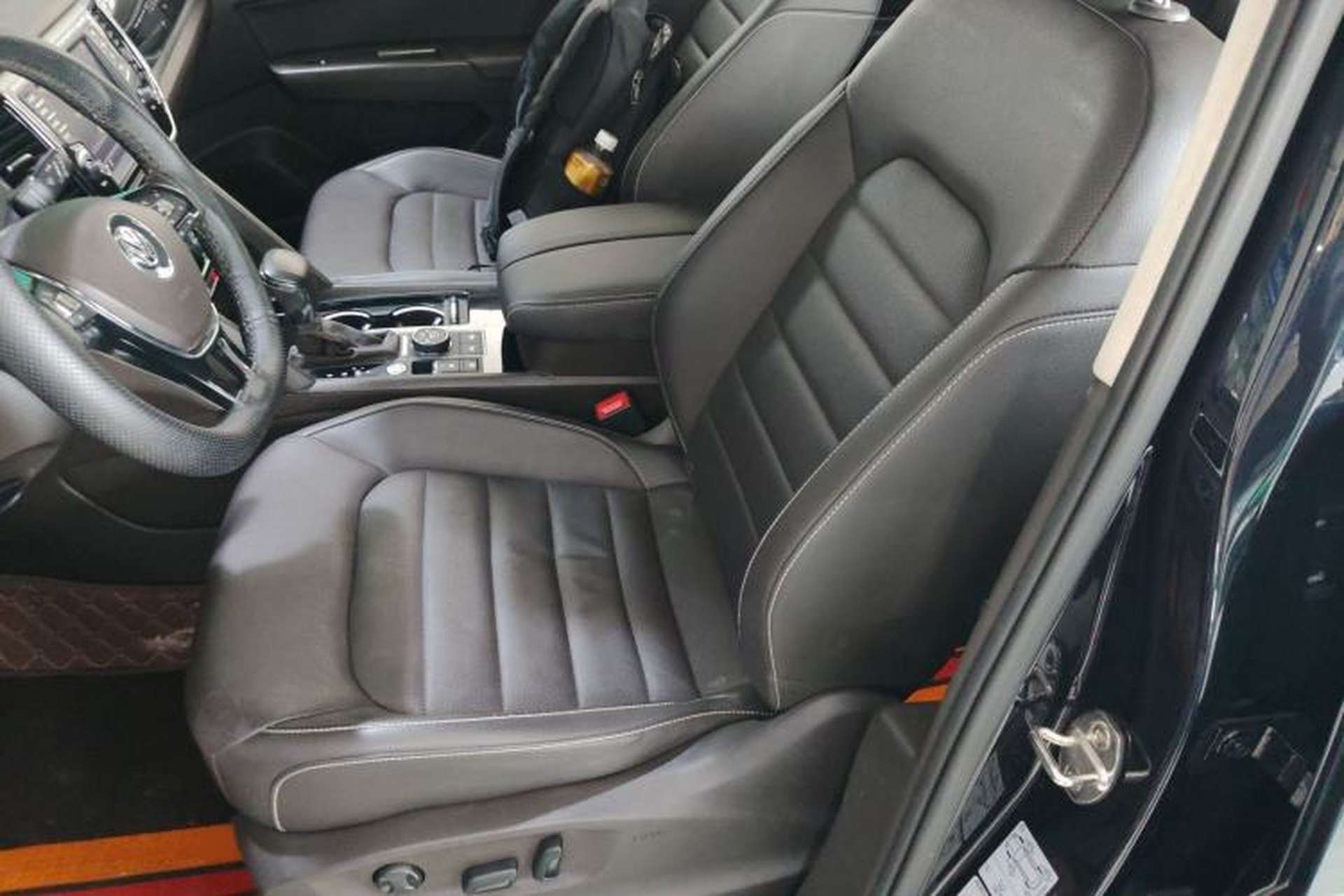 Used Volkswagen Teramont 2017 380TSI Four-Wheel Drive Luxury Edition Left Front Seat