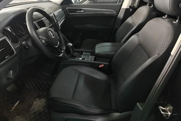 Used Volkswagen Teramont 2017 330TSI Two-Wheel-Drive Comfort Edition Left Front Seat