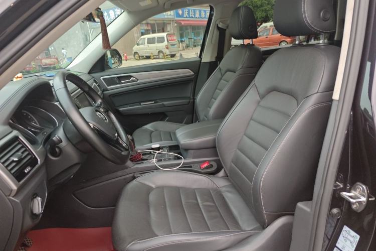 Used Volkswagen Teramont 2017 330TSI Two-Wheel-Drive Luxury Edition Left Front Seat