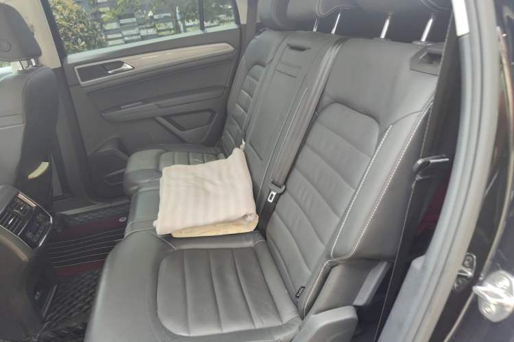 Used Volkswagen Teramont 2017 380TSI Four-Wheel Drive Luxury Edition Left Rear Seat