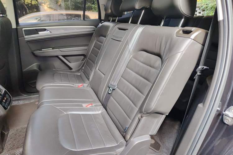 Used Volkswagen Teramont 2017 380TSI Four-Wheel Drive Luxury Edition Left Rear Seat