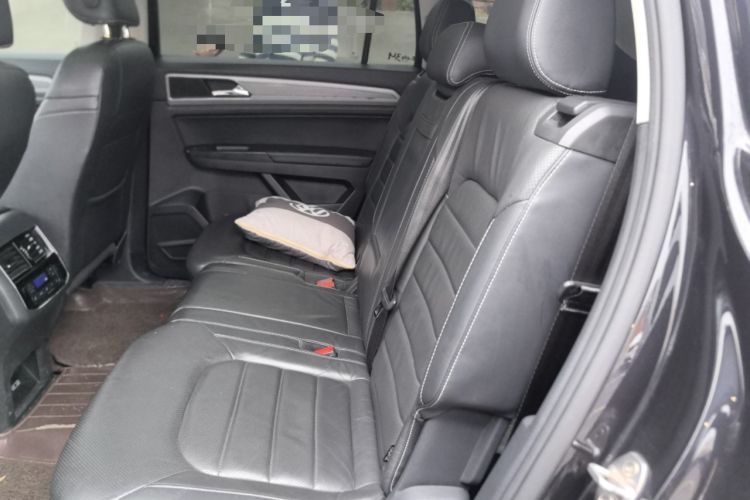 Used Volkswagen Teramont 2017 330TSI Two-Wheel-Drive Luxury Edition Left Rear Seat