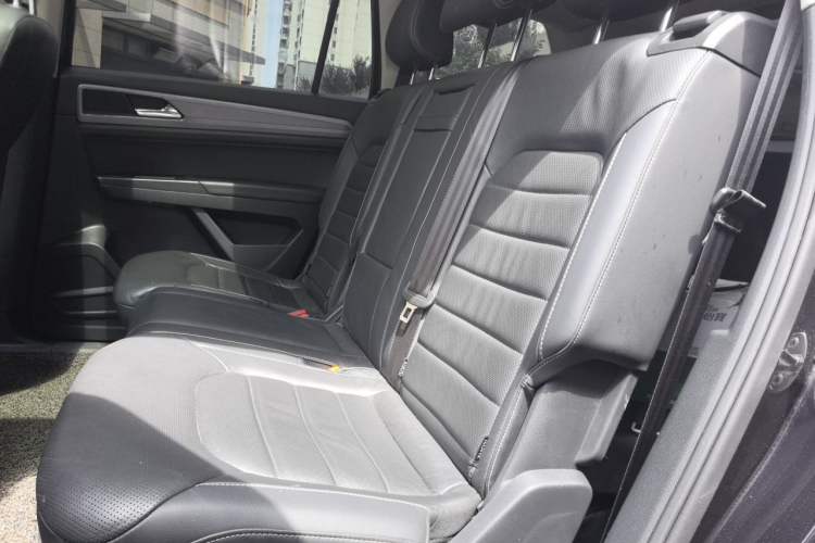 Used Volkswagen Teramont 2017 380TSI Four-Wheel Drive Luxury Edition Left Rear Seat