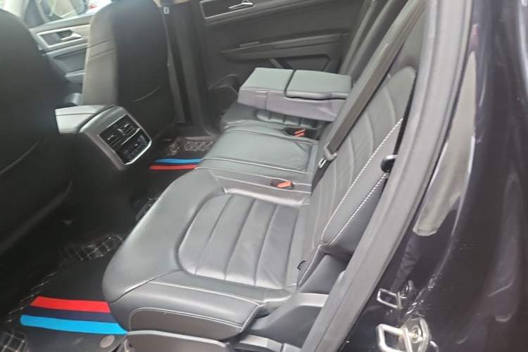 Used Volkswagen Teramont 2017 380TSI Four-Wheel Drive Luxury Edition Left Rear Seat
