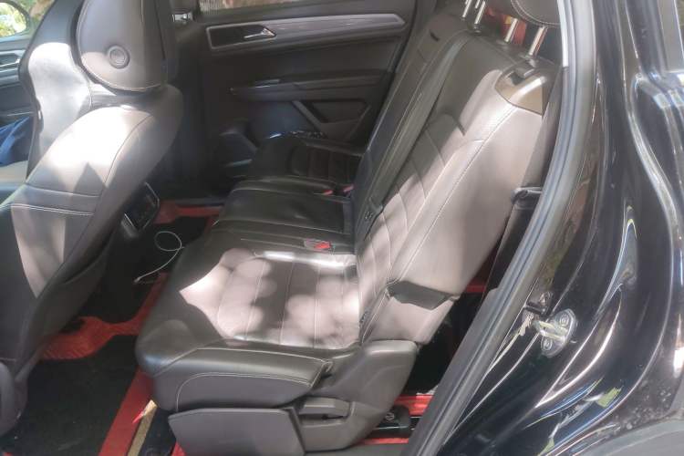Used Volkswagen Teramont 2017 380TSI Four-Wheel Drive Luxury Edition Left Rear Seat