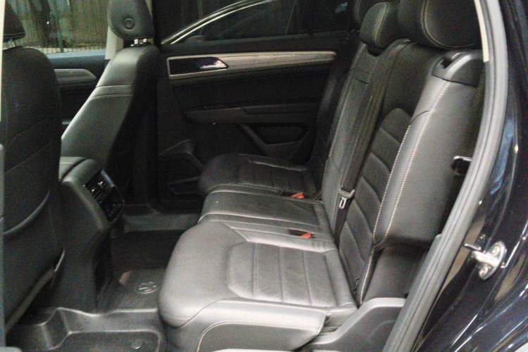 Used Volkswagen Teramont 2017 380TSI Four-Wheel Drive Luxury Edition Left Rear Seat