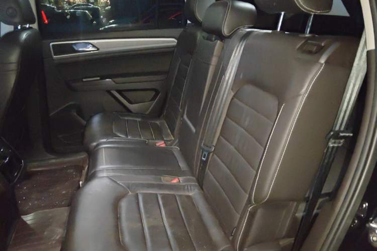 Used Volkswagen Teramont 2017 380TSI Four-Wheel Drive Luxury Edition Left Rear Seat