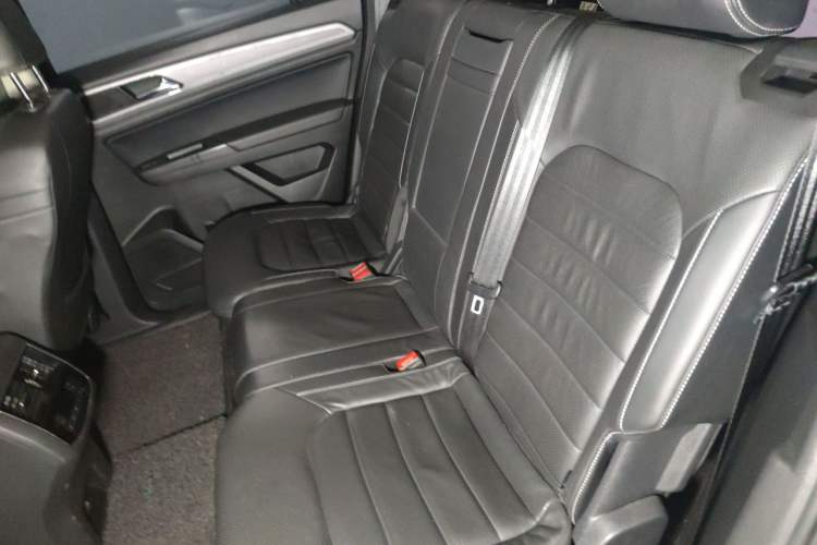 Used Volkswagen Teramont 2017 380TSI Four-Wheel Drive Luxury Edition Left Rear Seat