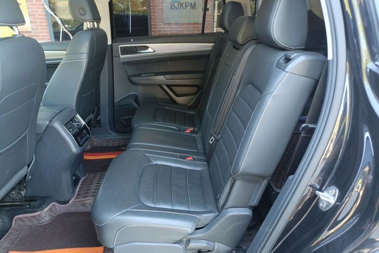 Used Volkswagen Teramont 2017 380TSI Four-Wheel Drive Luxury Edition Left Rear Seat