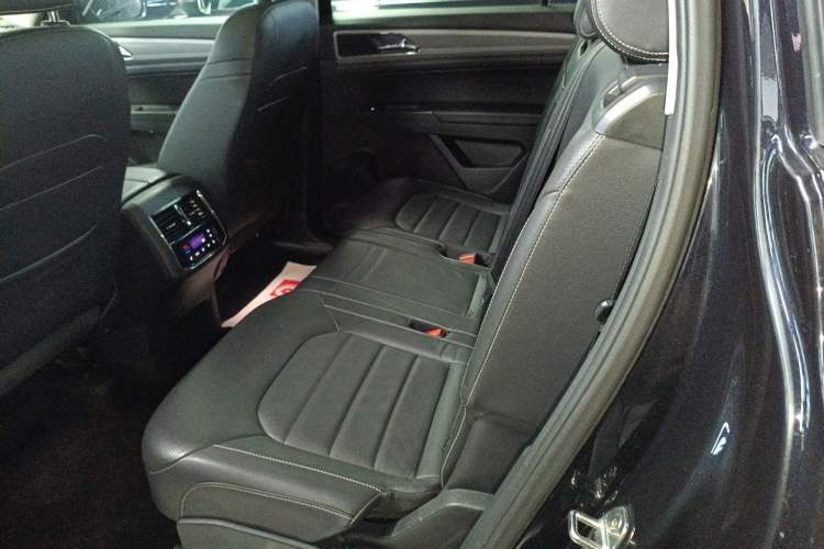 Used Volkswagen Teramont 2017 380TSI Four-Wheel Drive Luxury Edition Left Rear Seat