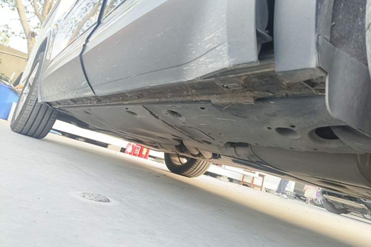 Used Volkswagen Teramont 2017 530 V6 Four-Wheel Drive Supreme Flagship Edition Left Side Sill