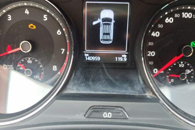 Used Volkswagen Teramont 2017 380TSI Four-Wheel Drive Luxury Edition Odometer Close Up