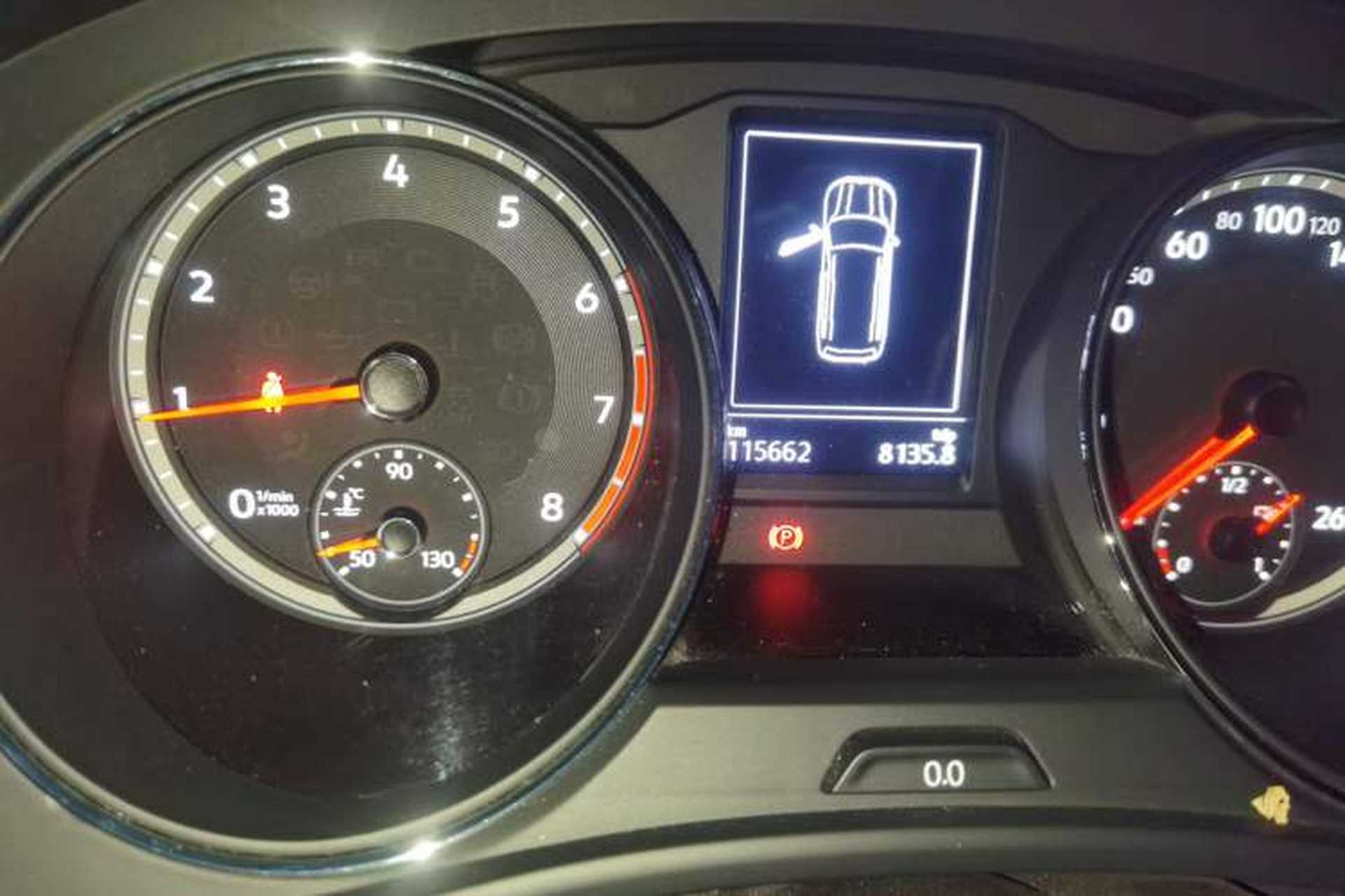Used Volkswagen Teramont 2017 380TSI Four-Wheel Drive Comfort Edition Odometer Close Up