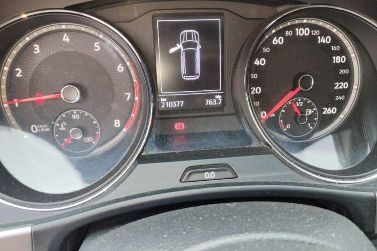Used Volkswagen Teramont 2017 380TSI Four-Wheel Drive Luxury Edition Odometer Close Up