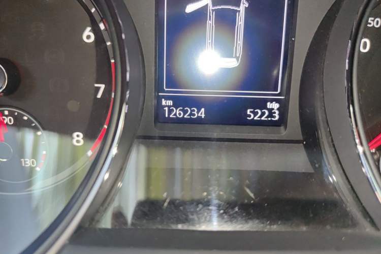 Used Volkswagen Teramont 2017 380TSI Four-Wheel Drive Luxury Edition Odometer Close Up