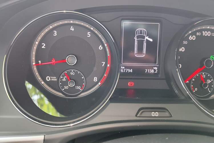 Used Volkswagen Teramont 2017 380TSI Four-Wheel Drive Luxury Edition Odometer Close Up