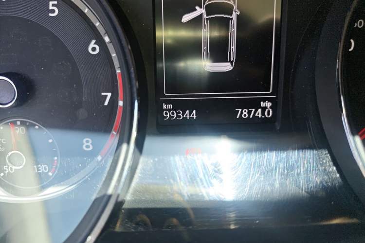 Used Volkswagen Teramont 2017 380TSI Four-Wheel Drive Luxury Edition Odometer Close Up