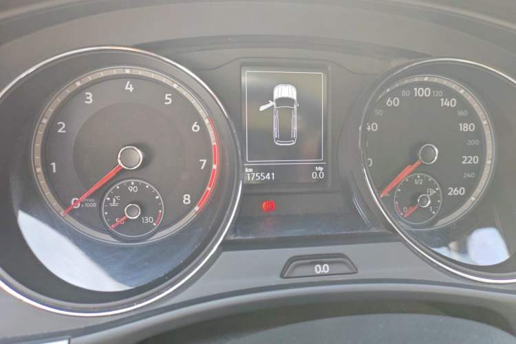Used Volkswagen Teramont 2017 380TSI Four-Wheel Drive Luxury Edition Odometer Close Up