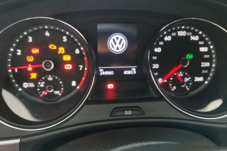 Used Volkswagen Teramont 2017 380TSI Four-Wheel Drive Luxury Edition Odometer Close Up