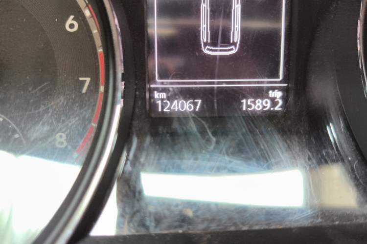 Used Volkswagen Teramont 2017 380TSI Four-Wheel Drive Comfort Edition Odometer Close Up