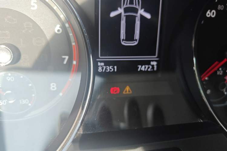 Used Volkswagen Teramont 2017 380TSI Four-Wheel Drive Comfort Edition Odometer Close Up