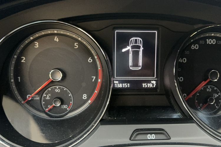 Used Volkswagen Teramont 2017 380TSI Four-Wheel Drive Luxury Edition Odometer Close Up