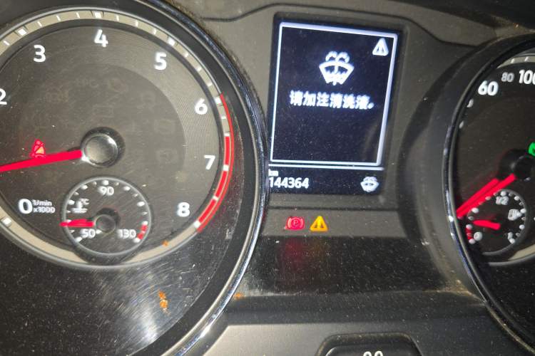 Used Volkswagen Teramont 2017 330TSI Two-Wheel-Drive Luxury Edition Odometer Close Up
