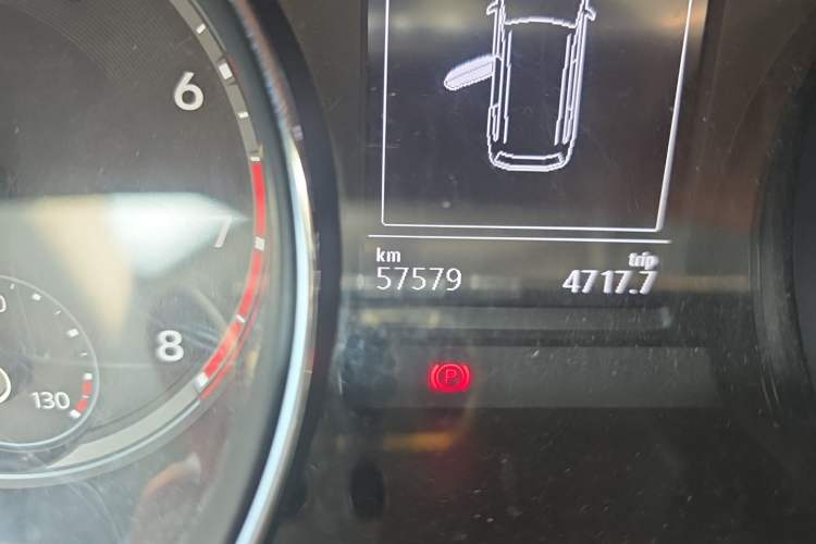 Used Volkswagen Teramont 2017 330TSI Two-Wheel-Drive Luxury Edition Odometer Close Up