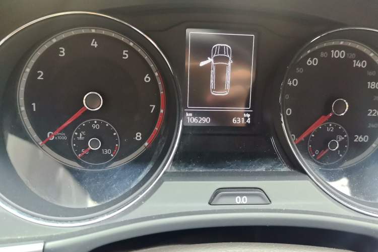 Used Volkswagen Teramont 2017 330TSI Two-Wheel-Drive Luxury Edition Odometer Close Up