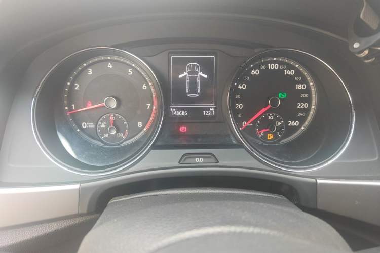 Used Volkswagen Teramont 2017 380TSI Four-Wheel Drive Comfort Edition Odometer Close Up
