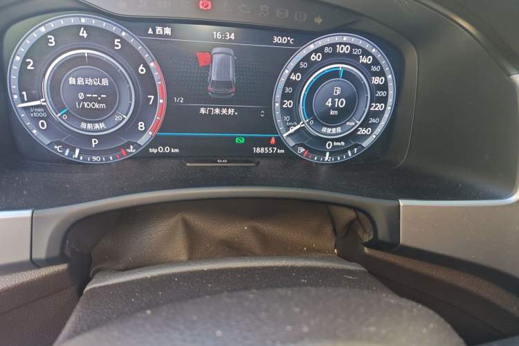 Used Volkswagen Teramont 2017 380TSI Four-Wheel Drive Flagship Edition Odometer Close Up